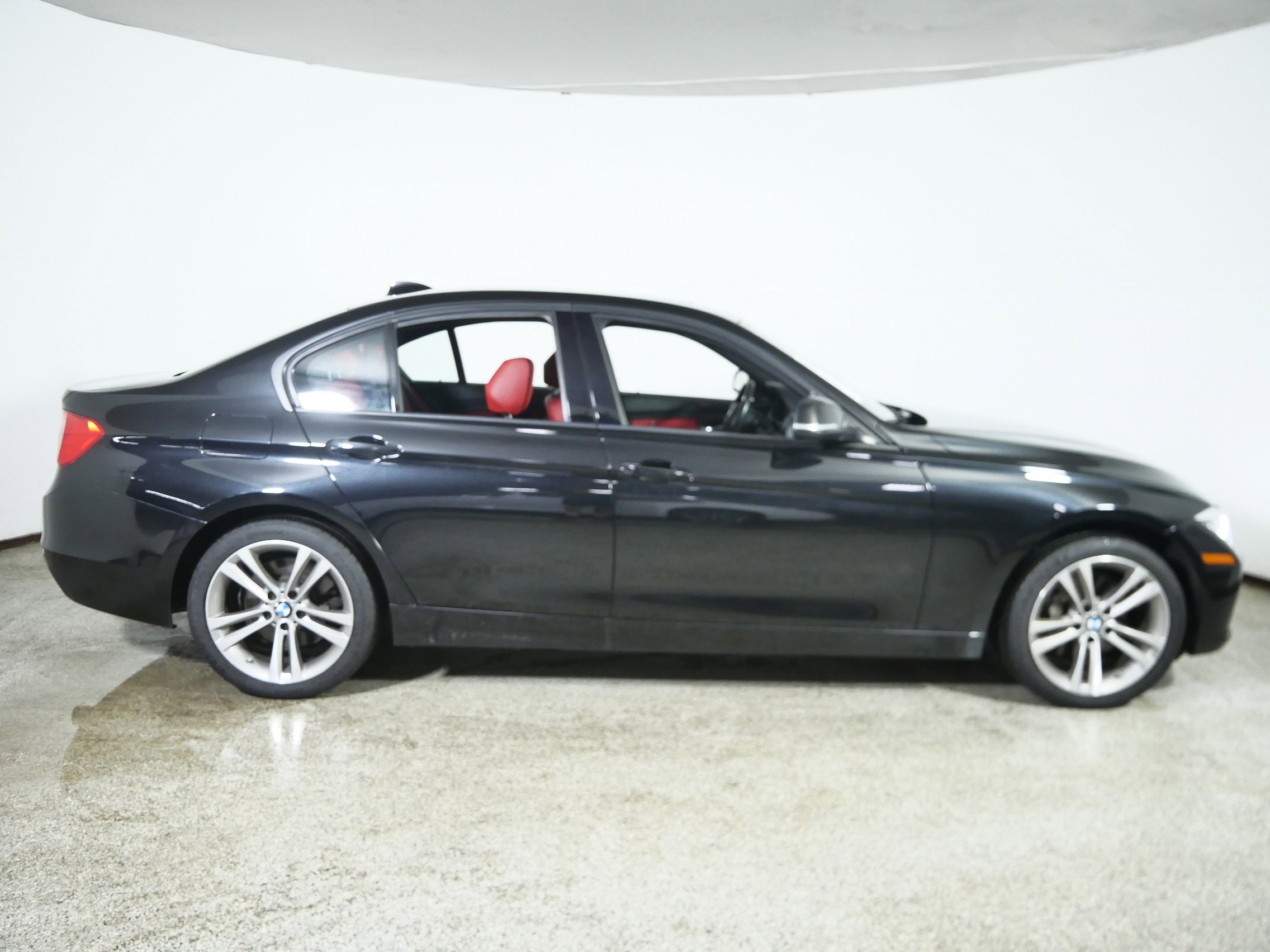Used 2014 BMW 335i xDrive Sedan image 8