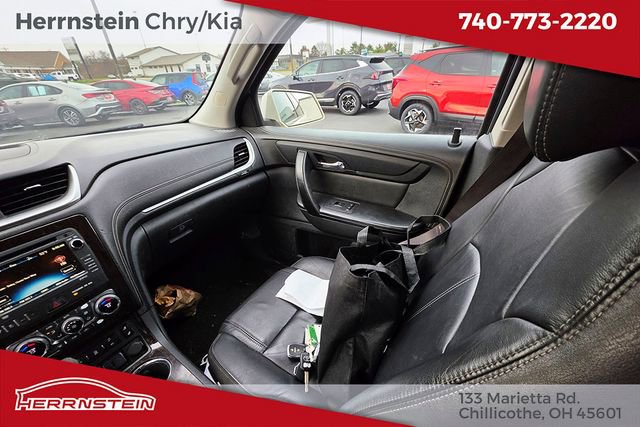 Used 2015 Chevrolet Traverse LT image 12