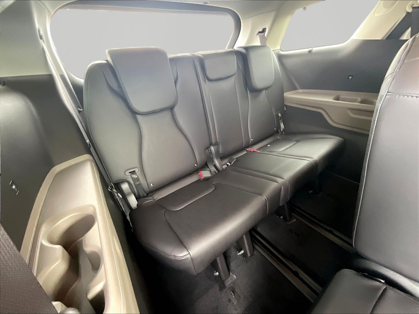 New 2027 Kia Carnival EX FWD image 21
