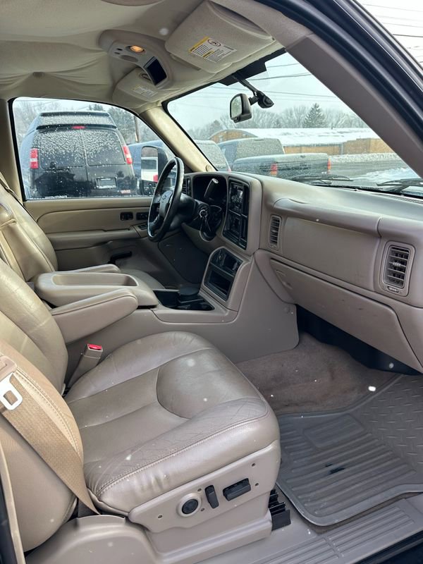 Used 2004 Chevrolet Silverado 2500 LT w/ Skid Plate Package image 10