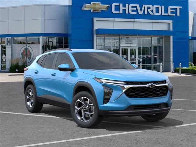 New 2025 Chevrolet Trax LT w/ Driver Confidence Package image 7