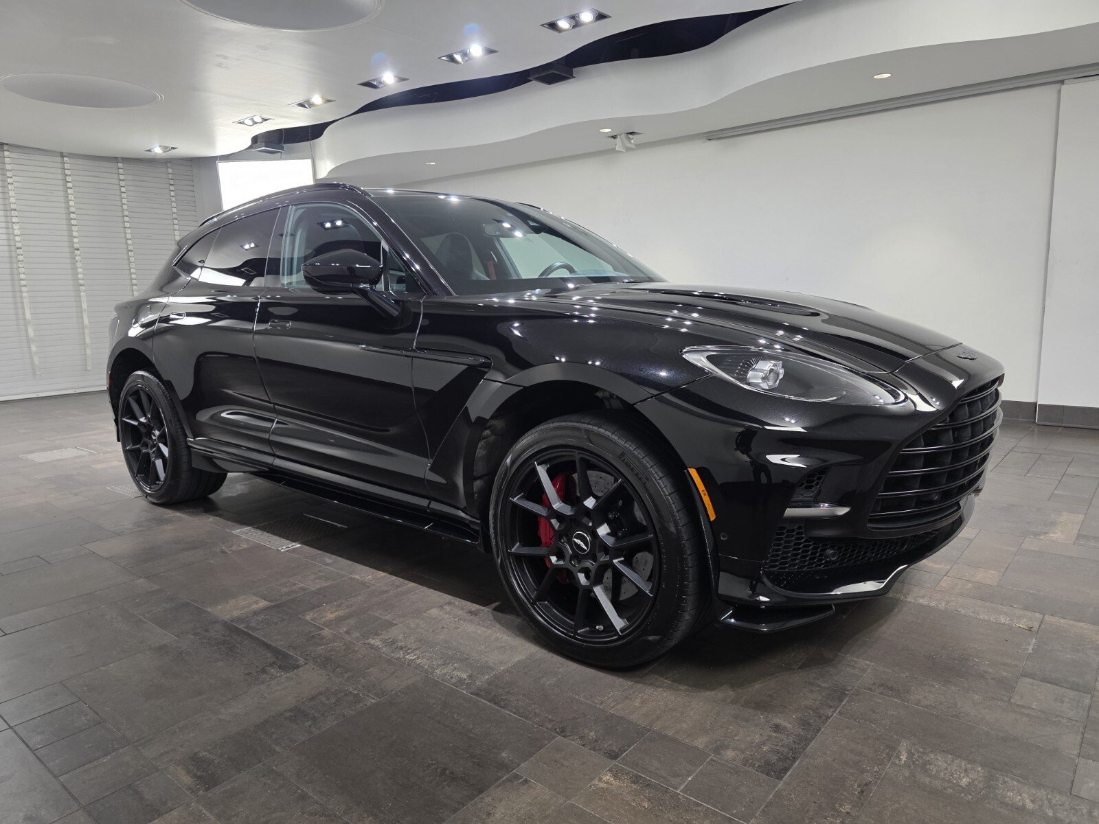 Used 2023 Aston Martin DBX 707 AWD/4WD video 1