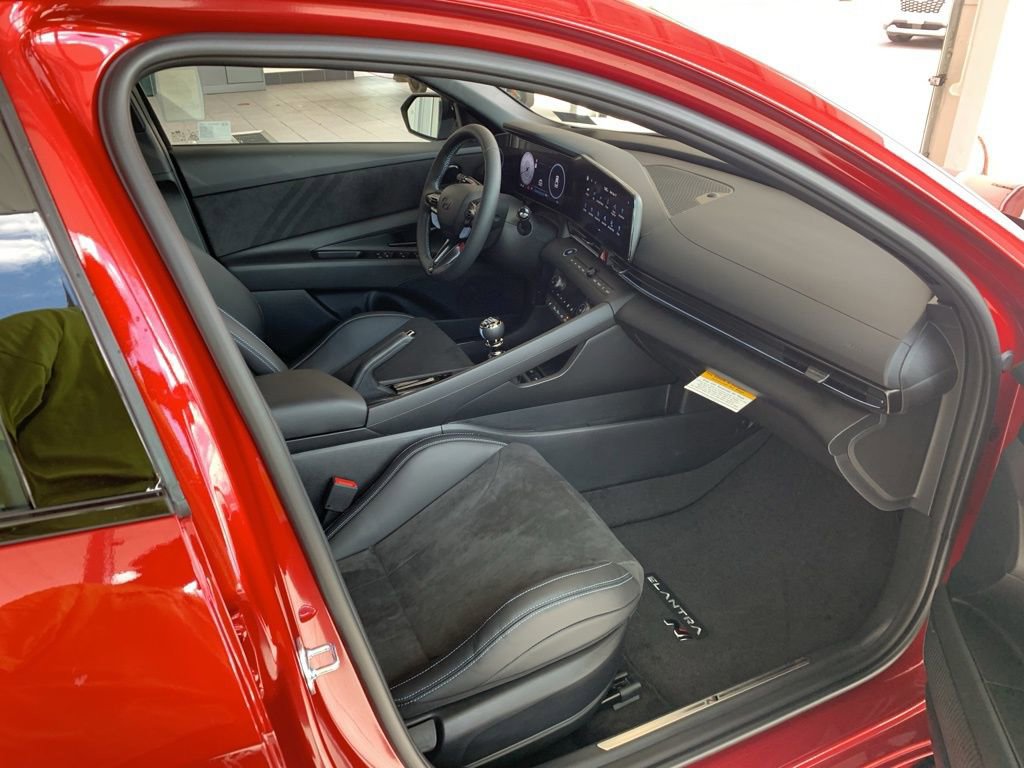 New 2025 Hyundai Elantra N image 17
