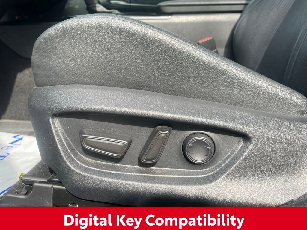 Used 2025 Toyota Camry XSE w/ Premium Plus Package image 19