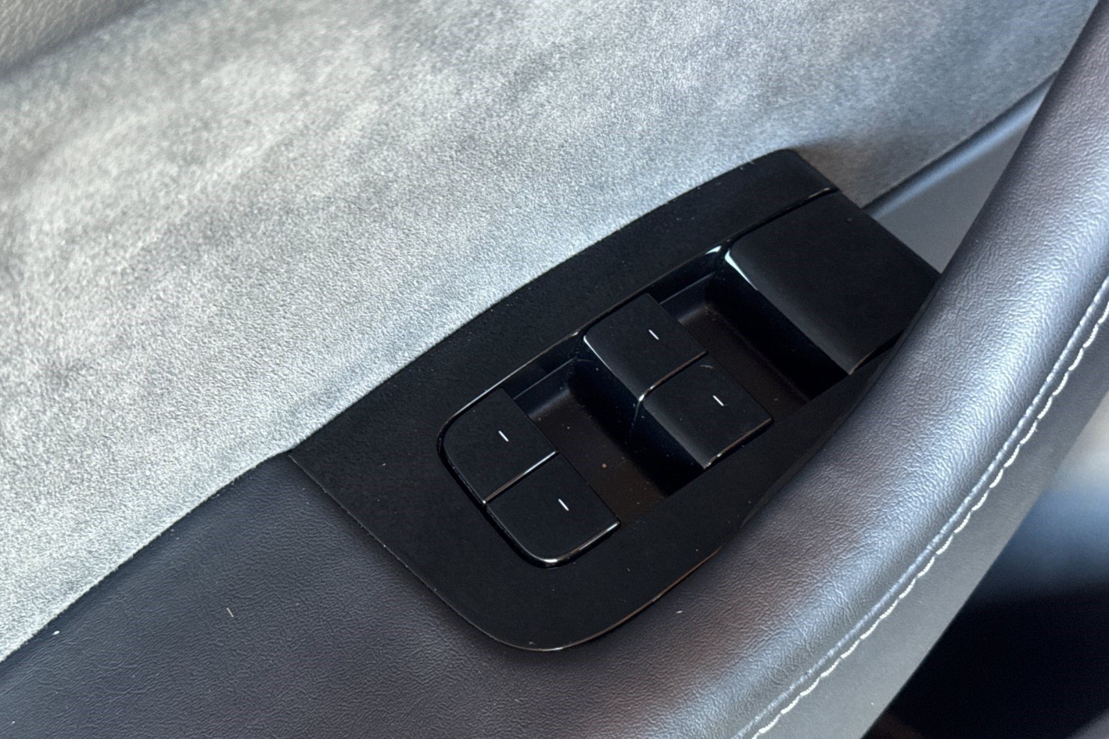Used 2020 Tesla Model Y Performance AWD/4WD image 14