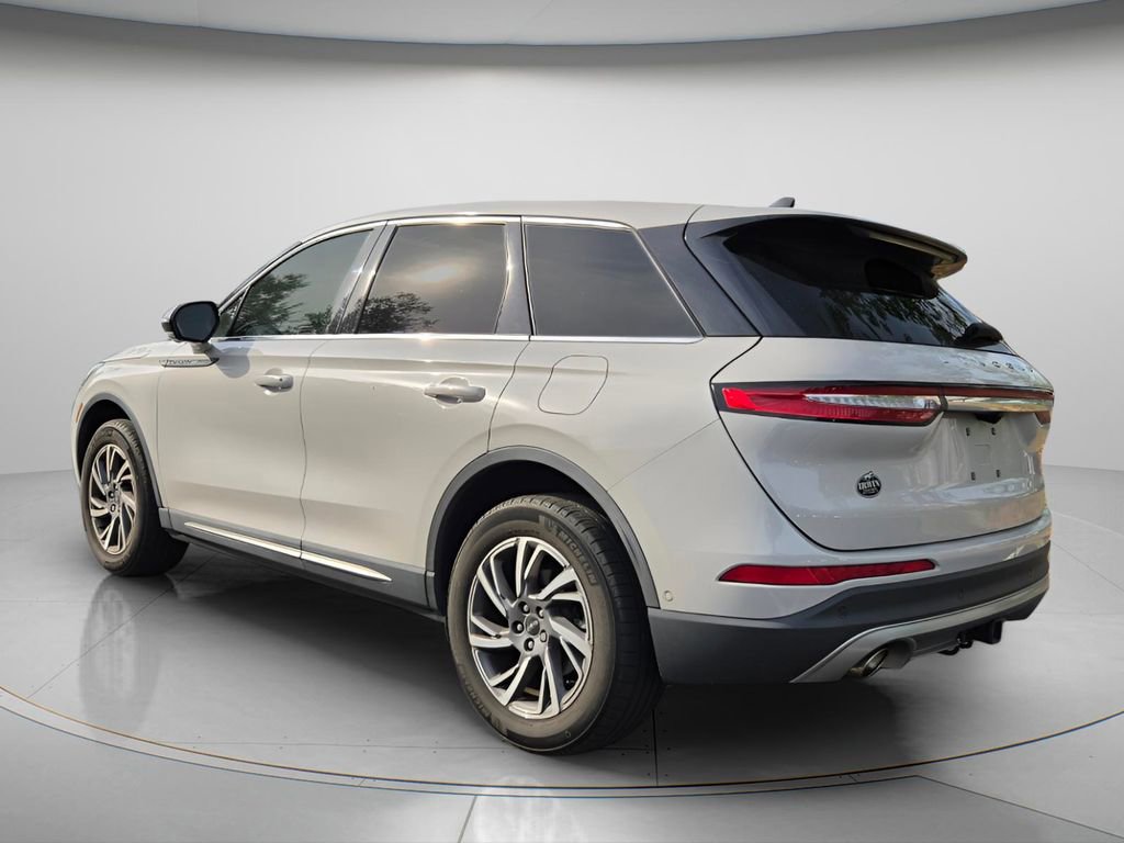 Used 2023 Lincoln Corsair AWD w/ Equipment Group 102A image 8