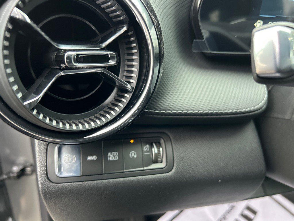 New 2026 Chevrolet Equinox LT w/ Convenience Package II image 9