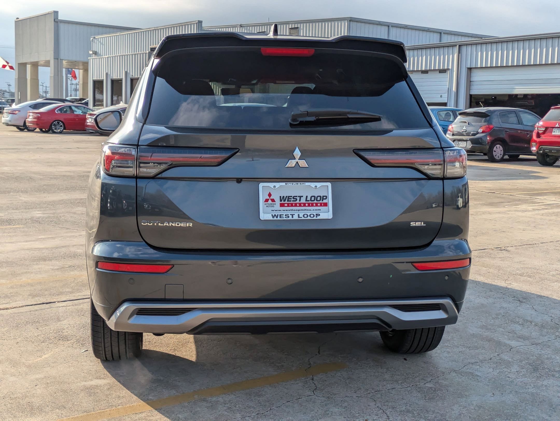 New 2026 Mitsubishi Outlander SEL FWD image 4
