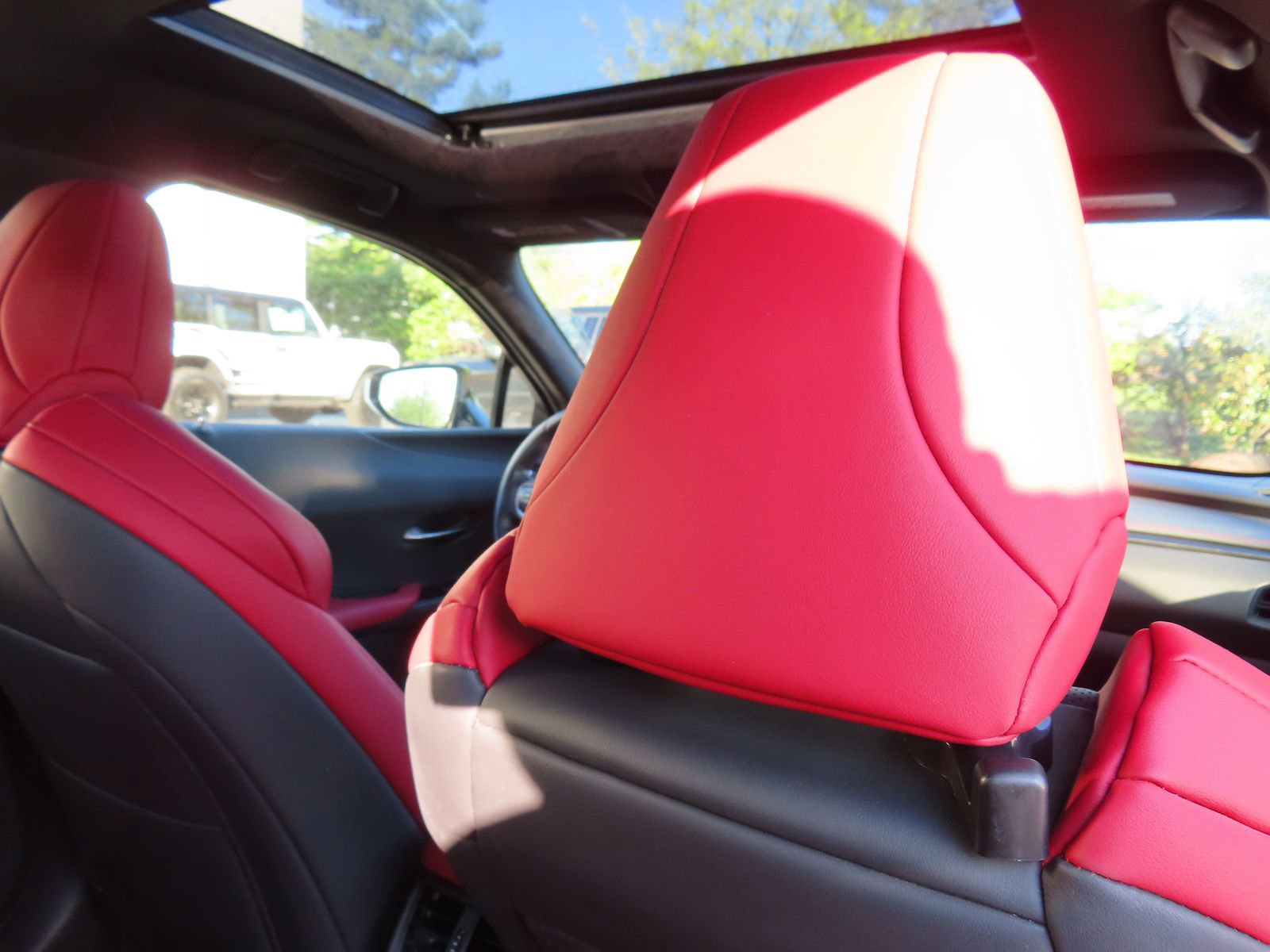 Used 2021 Lexus UX 250h F Sport w/ F Sport Premium Package AWD/4WD image 36