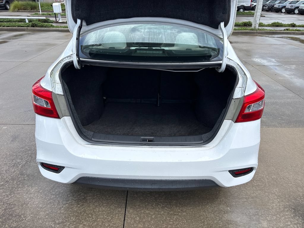 Used 2016 Nissan Sentra S FWD image 28
