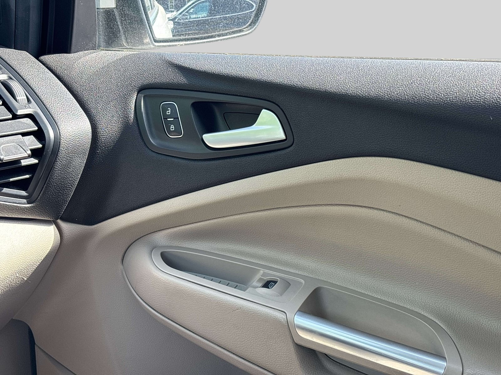 Used 2019 Ford Escape SE AWD/4WD image 29