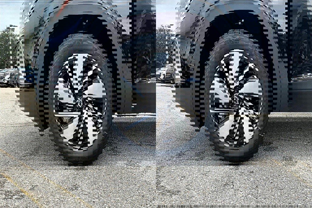 New 2026 Volkswagen Atlas SEL image 13