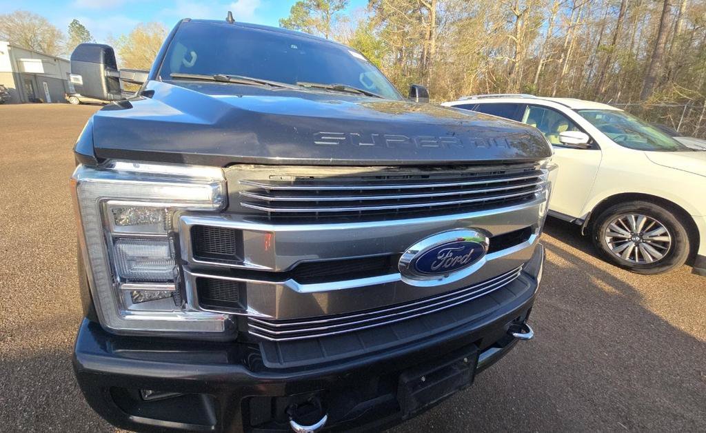 Used 2019 Ford F250 Limited w/ FX4 Off-Road Package AWD/4WD image 2