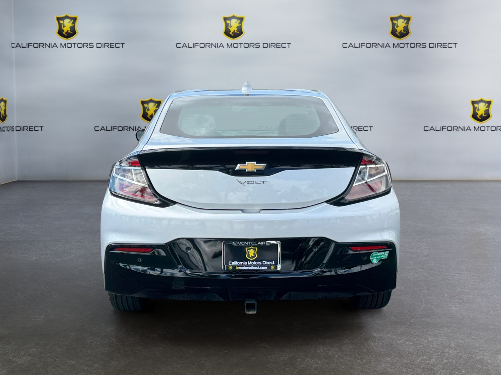 Used 2017 Chevrolet Volt Premier w/ Driver Confidence II Package FWD image 4