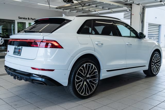 Used 2025 Audi Q8 Prestige AWD/4WD image 6