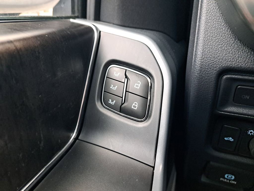 Used 2022 Ford F150 Lariat image 34