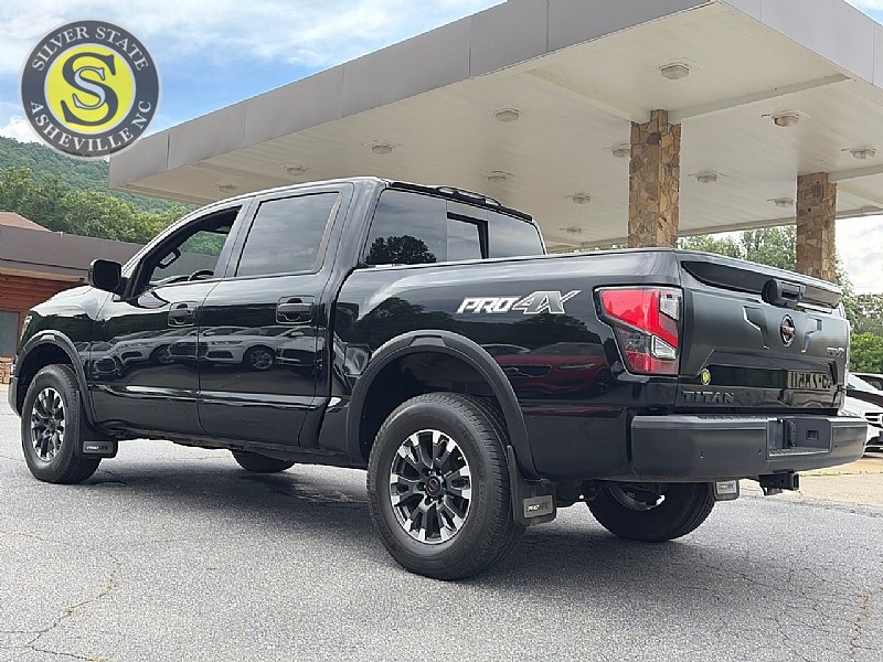 Used 2021 Nissan Titan PRO-4X AWD/4WD image 4