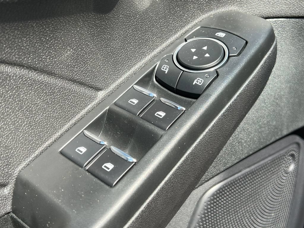 New 2023 Ford Escape SE FWD image 20