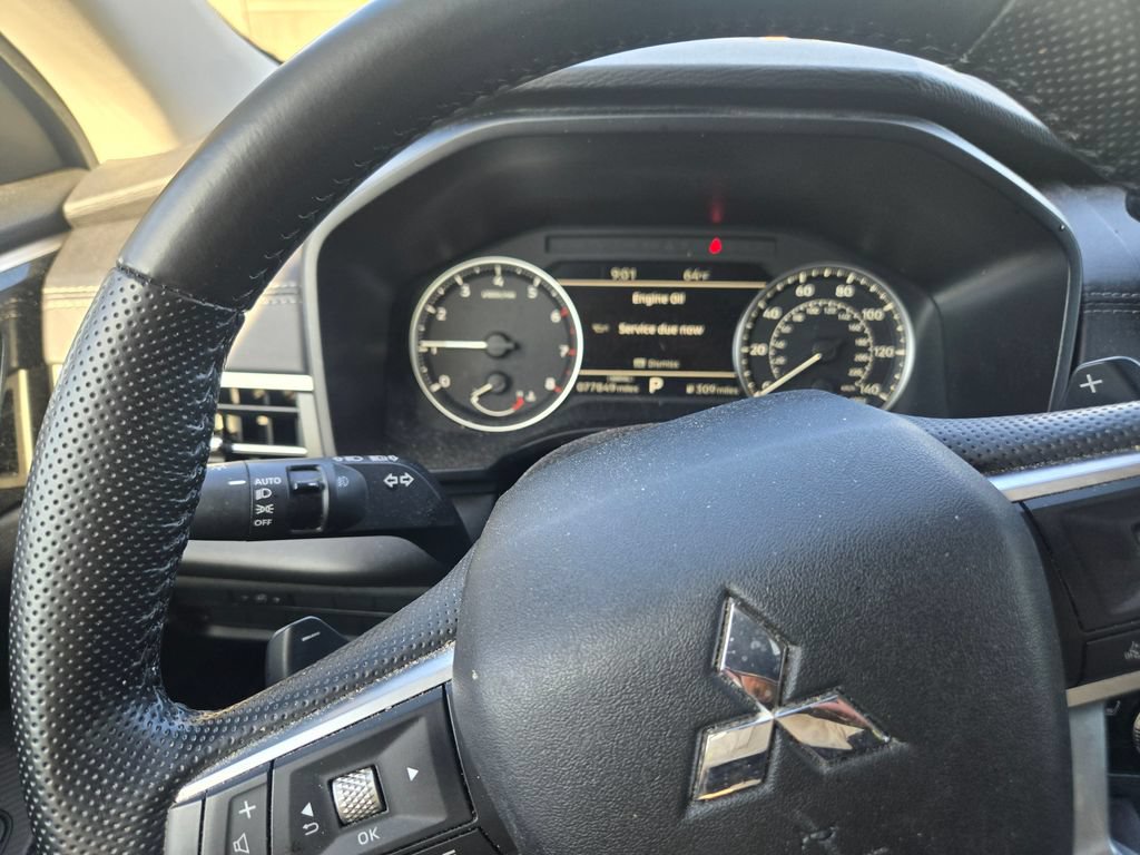 Used 2024 Mitsubishi Outlander SE AWD/4WD image 10