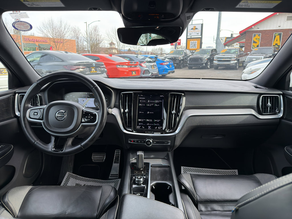 Used 2022 Volvo S60 B5 R-Design w/ Climate Package image 22