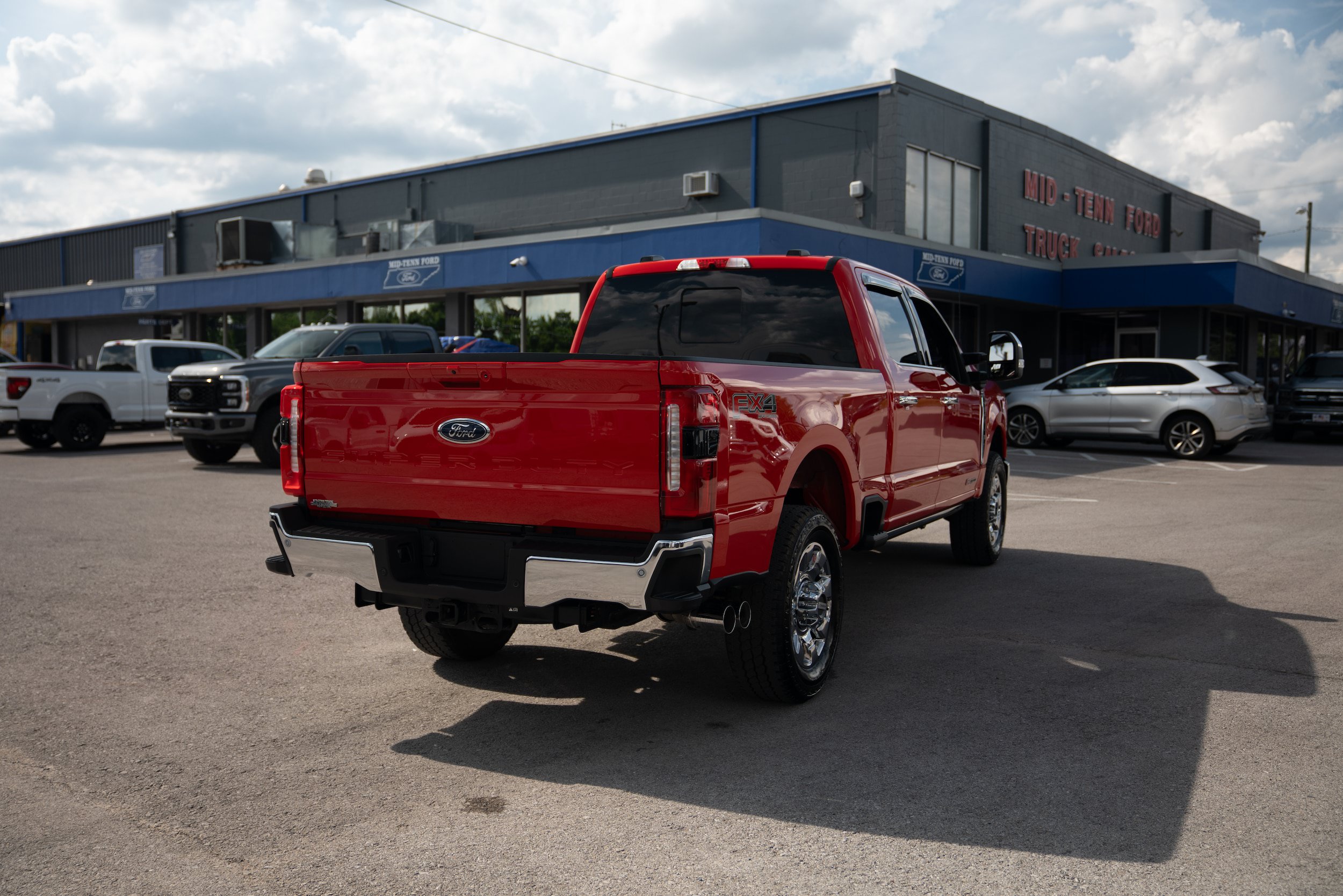 Certified 2025 Ford F350 Lariat w/ Lariat Ultimate Package AWD/4WD image 5