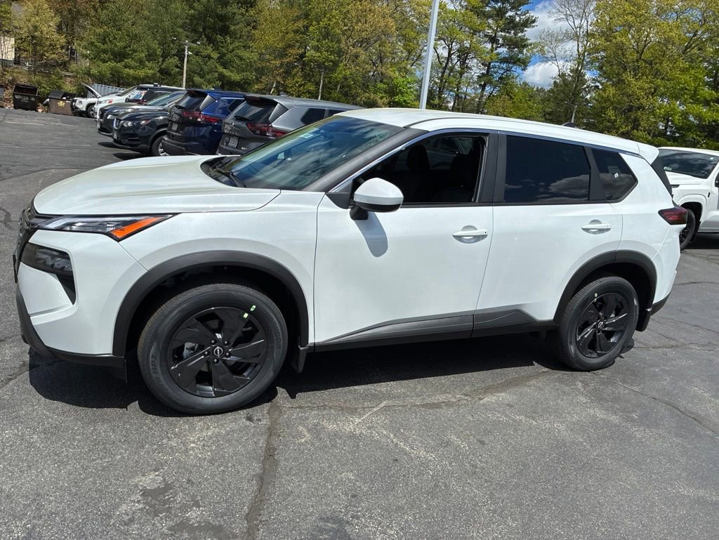 New 2026 Nissan Rogue SV w/ Cold Weather Package AWD/4WD image 4
