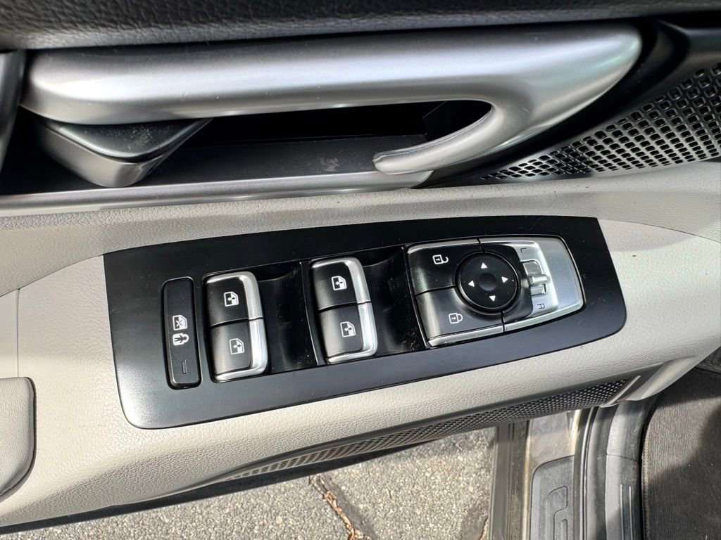 Used 2020 Kia Telluride S AWD/4WD image 21