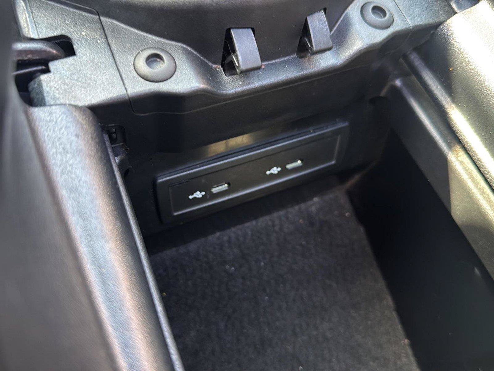 Used 2022 Mercedes-Benz E 350 Sedan image 23