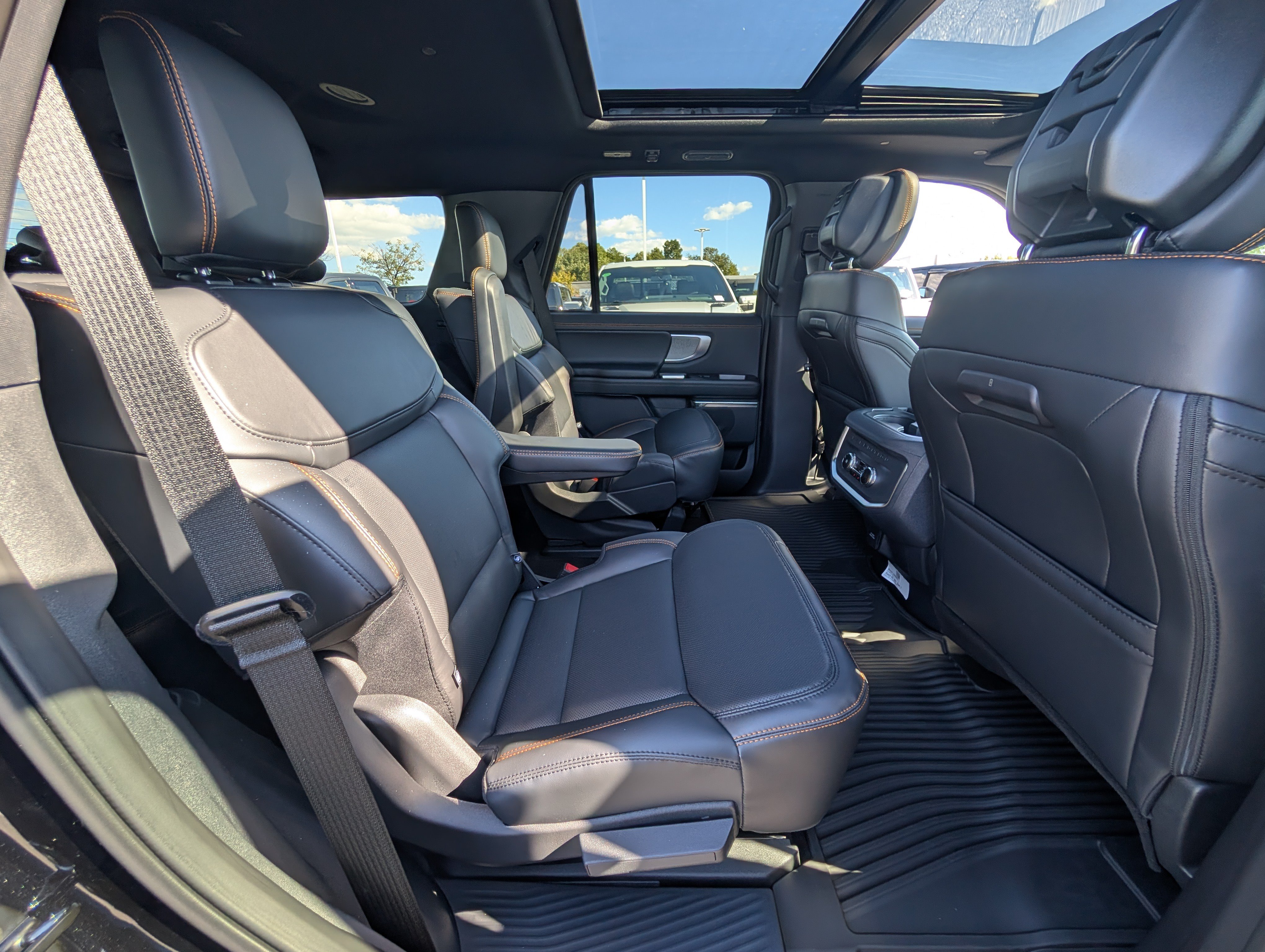 New 2027 Ford Expedition Tremor AWD/4WD image 7