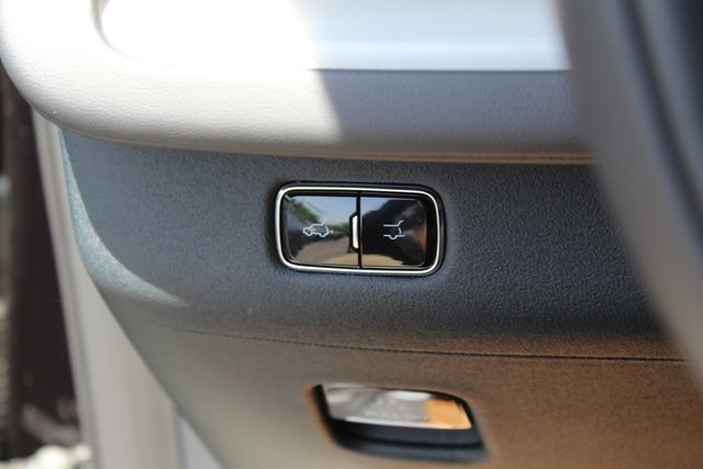 New 2026 Lincoln Navigator L Reserve w/ Jet Appearance Package AWD/4WD image 18