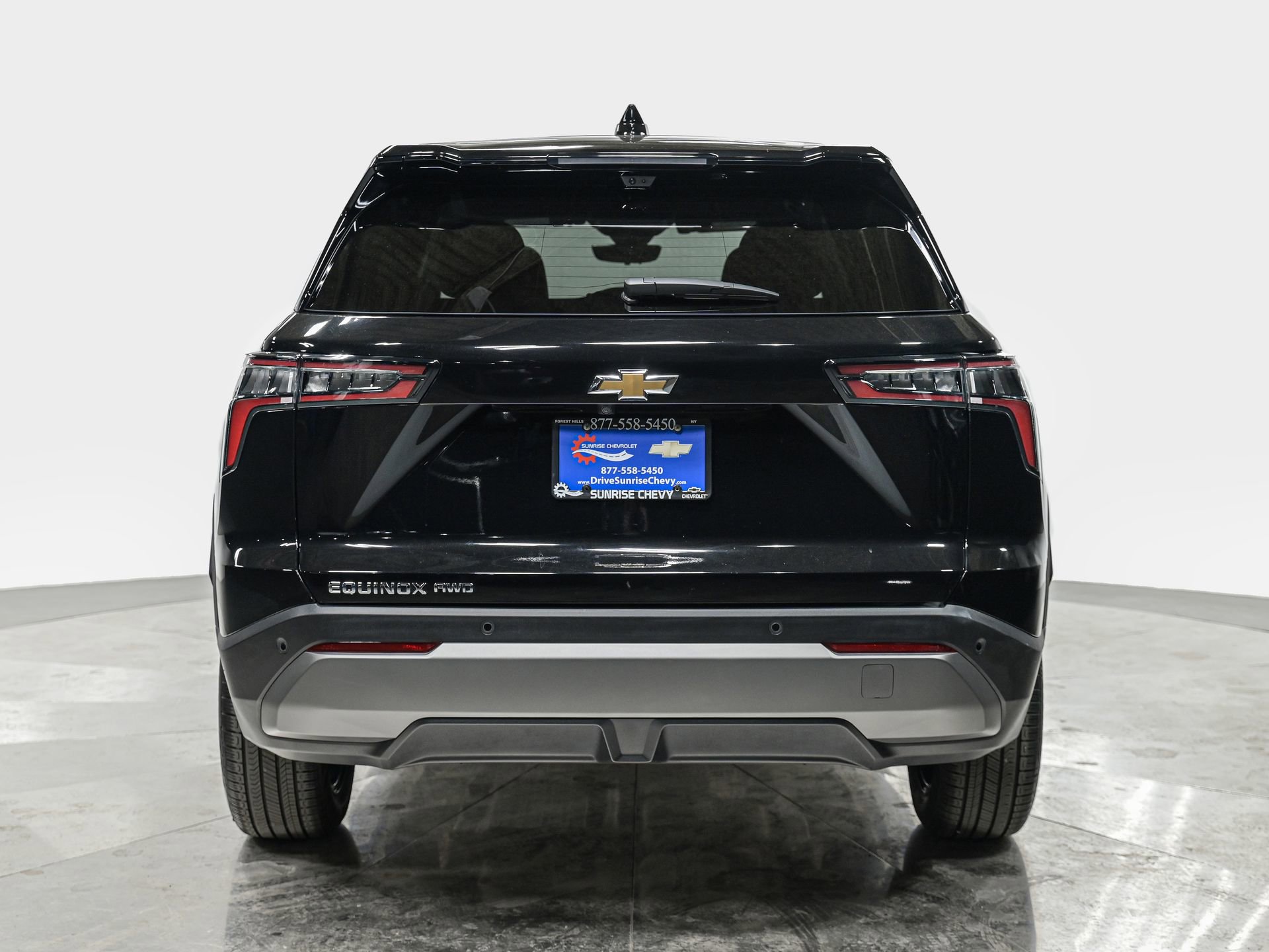 Used 2025 Chevrolet Equinox LT w/ Safety and Technology Package image 5