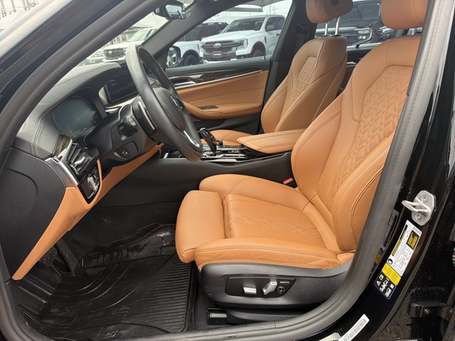 Used 2022 BMW 530i xDrive w/ Executive Package AWD/4WD image 10