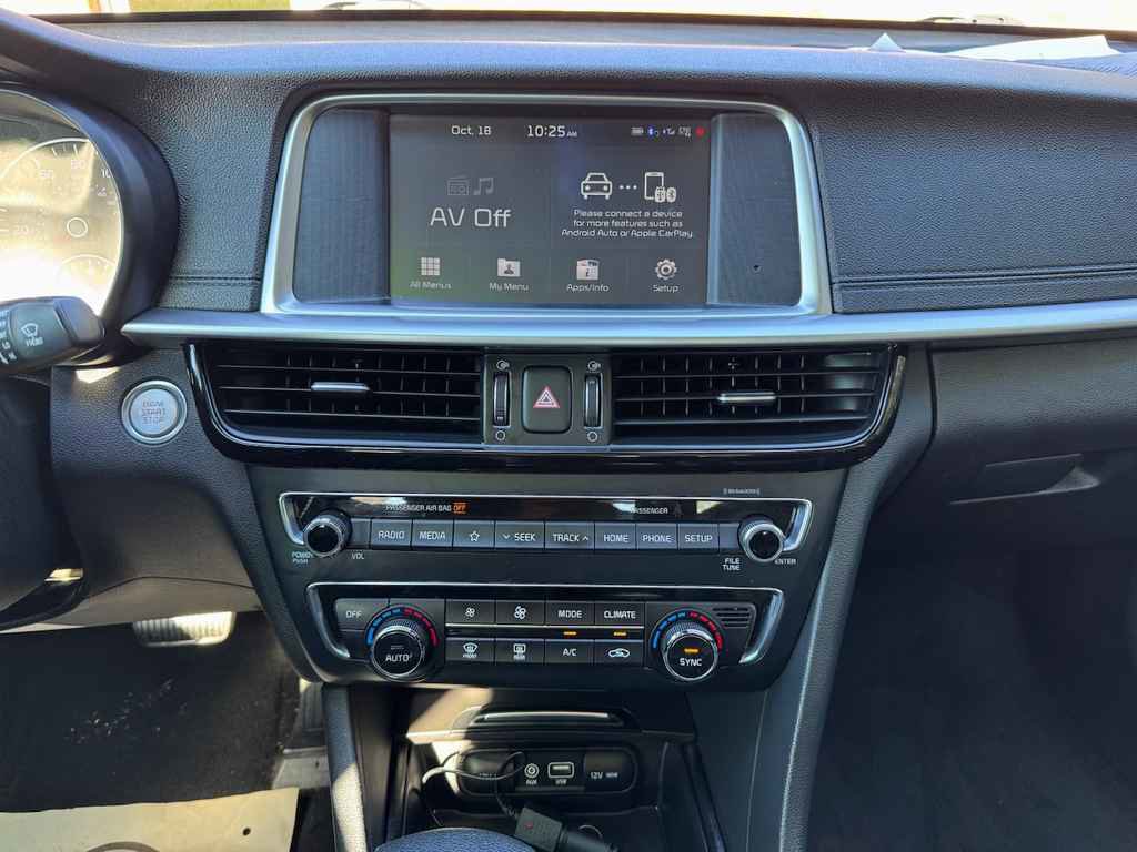 Used 2019 Kia Optima S image 13