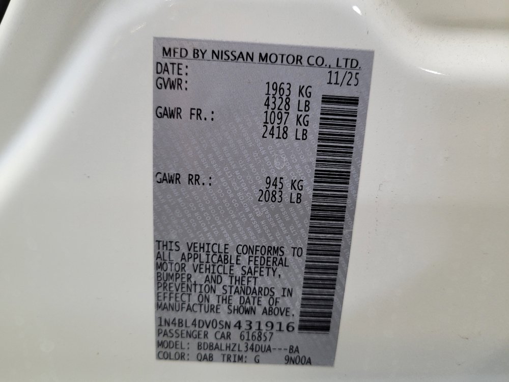 Used 2025 Nissan Altima 2.5 SV FWD image 33