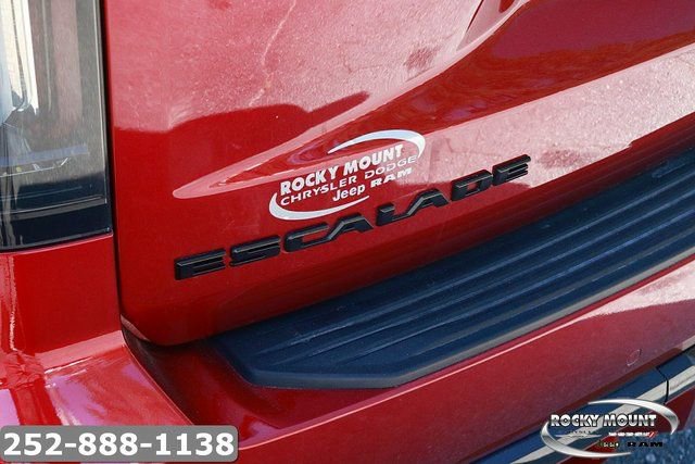 Used 2023 Cadillac Escalade V AWD/4WD image 9