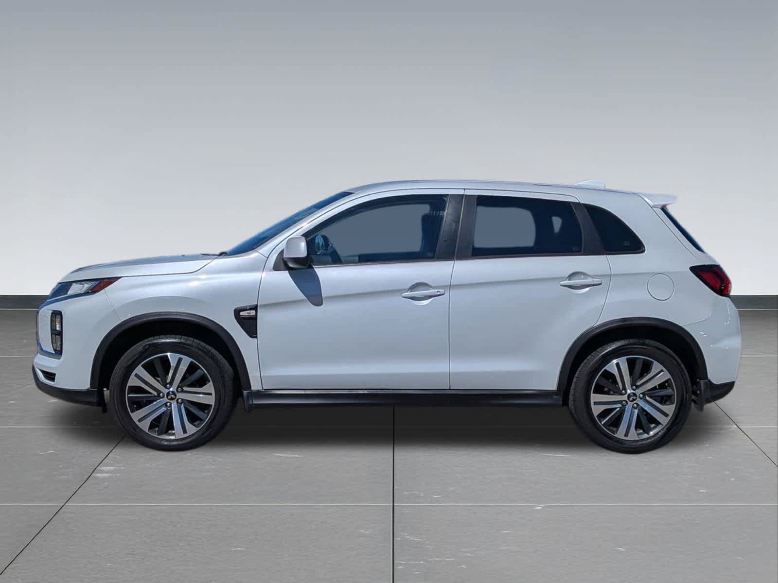Used 2022 Mitsubishi Outlander Sport ES AWD/4WD image 2