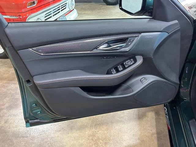 New 2026 Cadillac CT5 V w/ Technology Package image 9