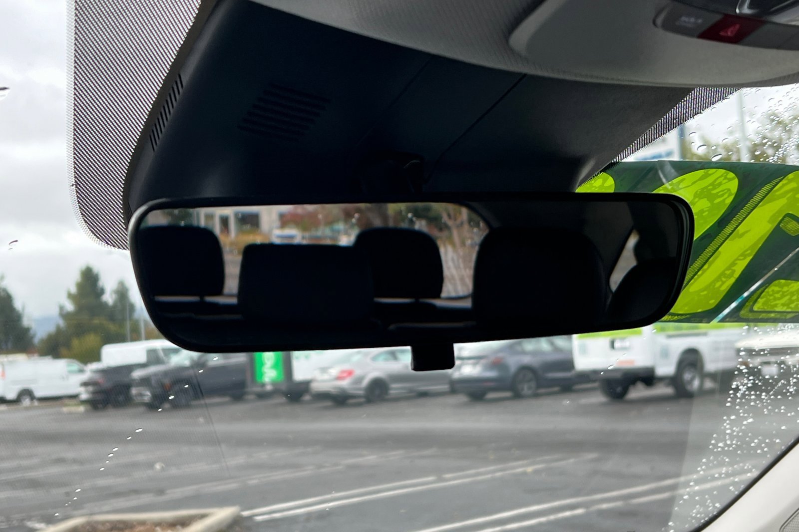 Certified 2025 Kia Sorento S image 26