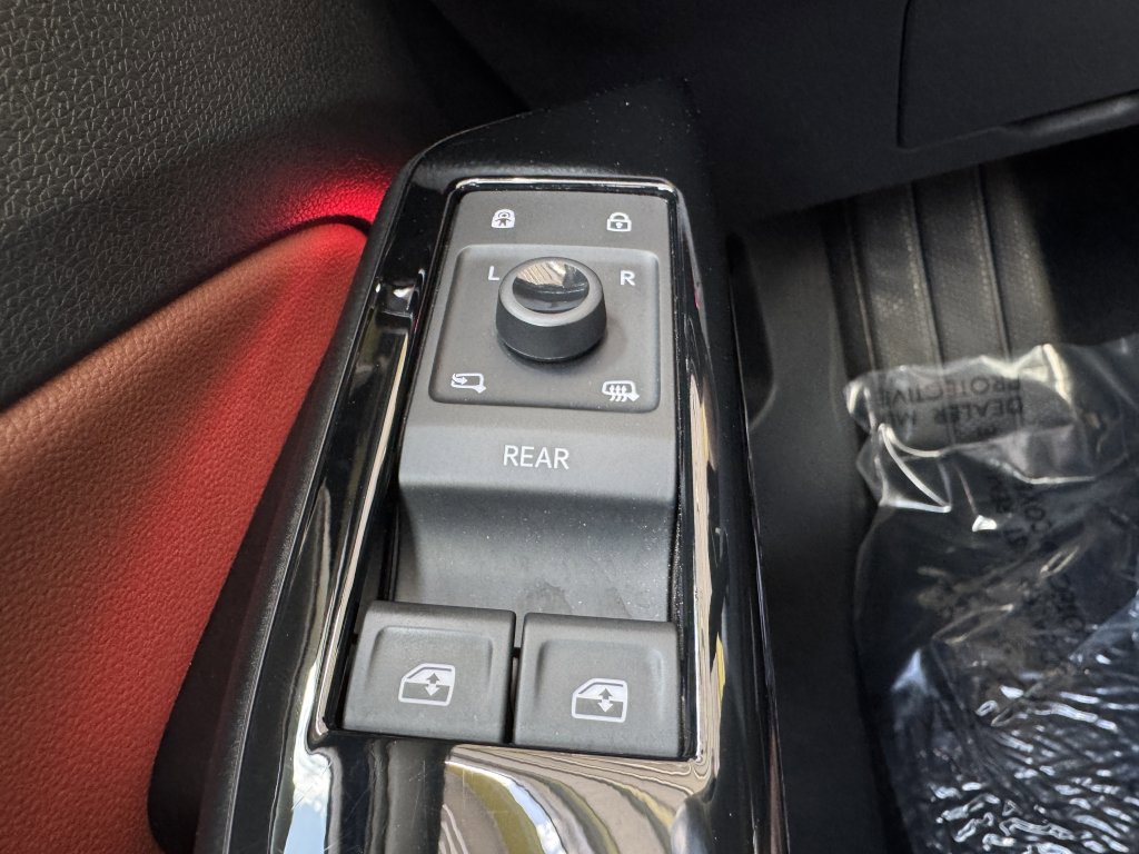 Used 2022 Volkswagen ID.4 Pro S image 27