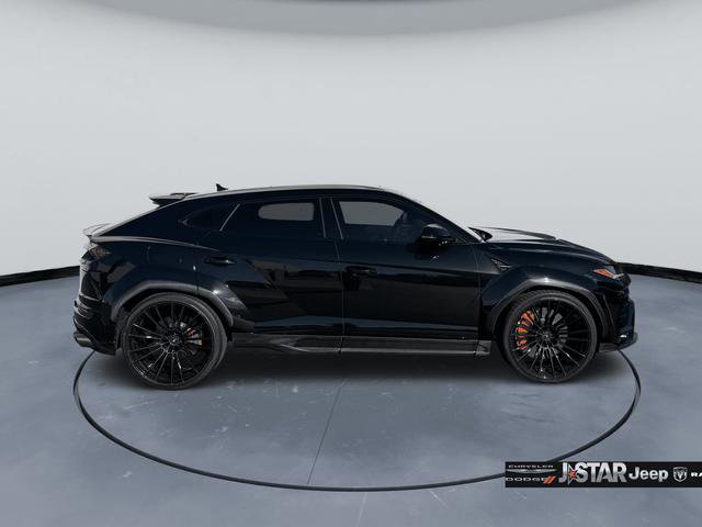 Used 2021 Lamborghini Urus image 4