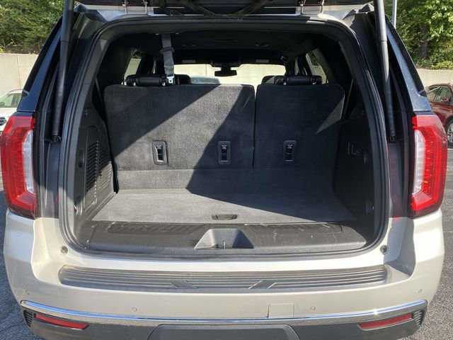 Used 2021 GMC Yukon SLT w/ SLT Luxury Package image 12
