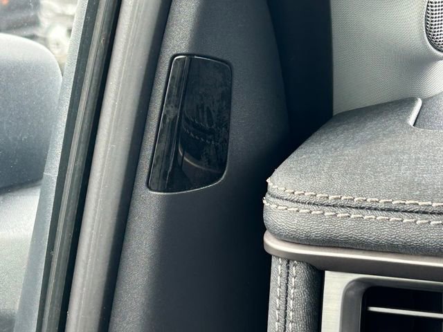 New 2025 Ford F150 Lightning Flash image 25