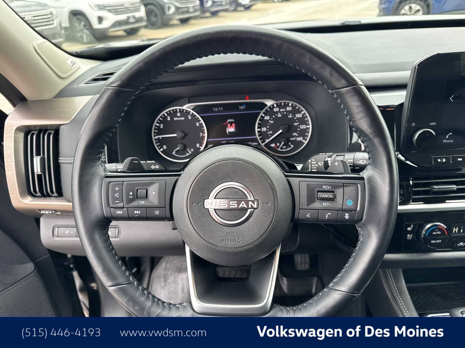 Used 2022 Nissan Pathfinder Platinum w/ Cargo Package image 14