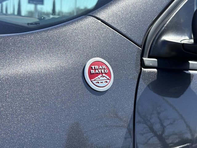 Used 2019 Jeep Cherokee Trailhawk w/ Comfort/Convenience Group image 11