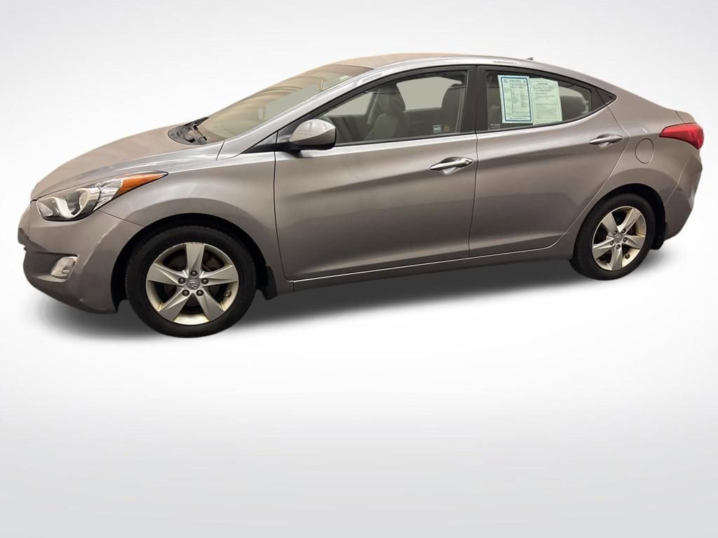 Used 2012 Hyundai Elantra GLS w/ Preferred Pkg 3 FWD image 9