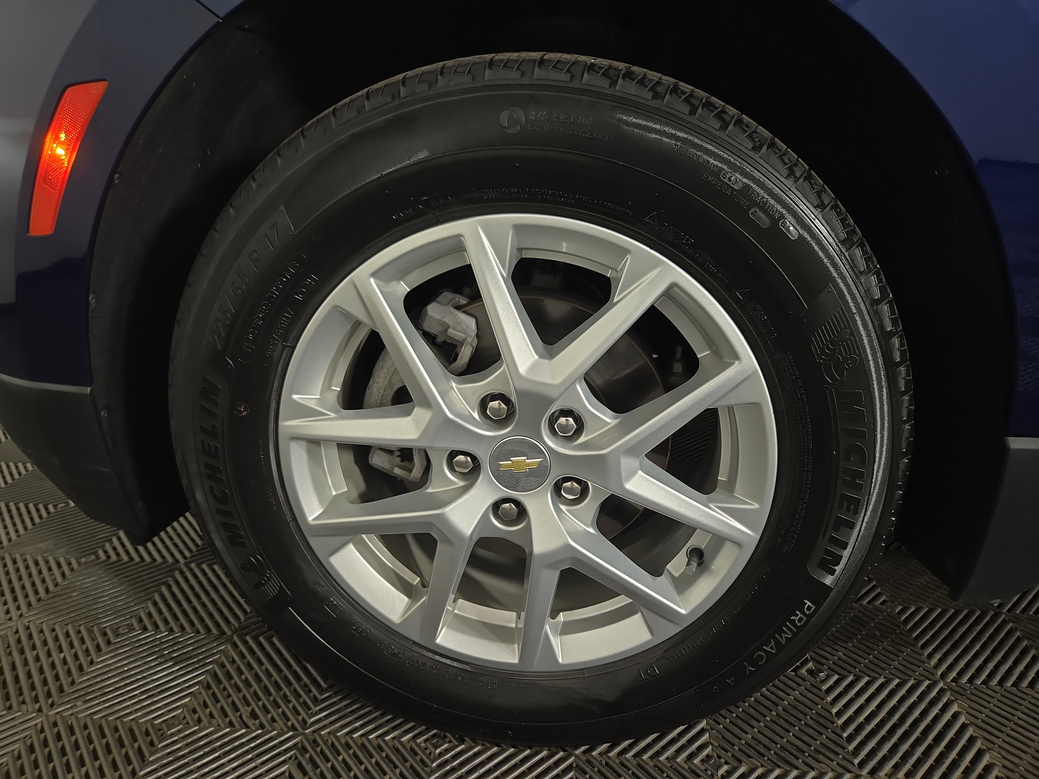 Certified 2022 Chevrolet Equinox LT FWD image 32