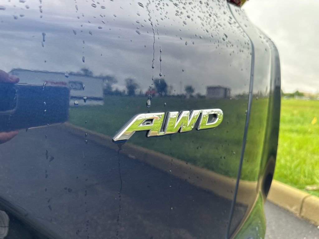 Used 2019 Honda CR-V LX image 4