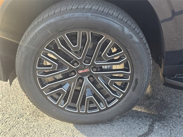 New 2026 GMC Yukon Elevation image 9