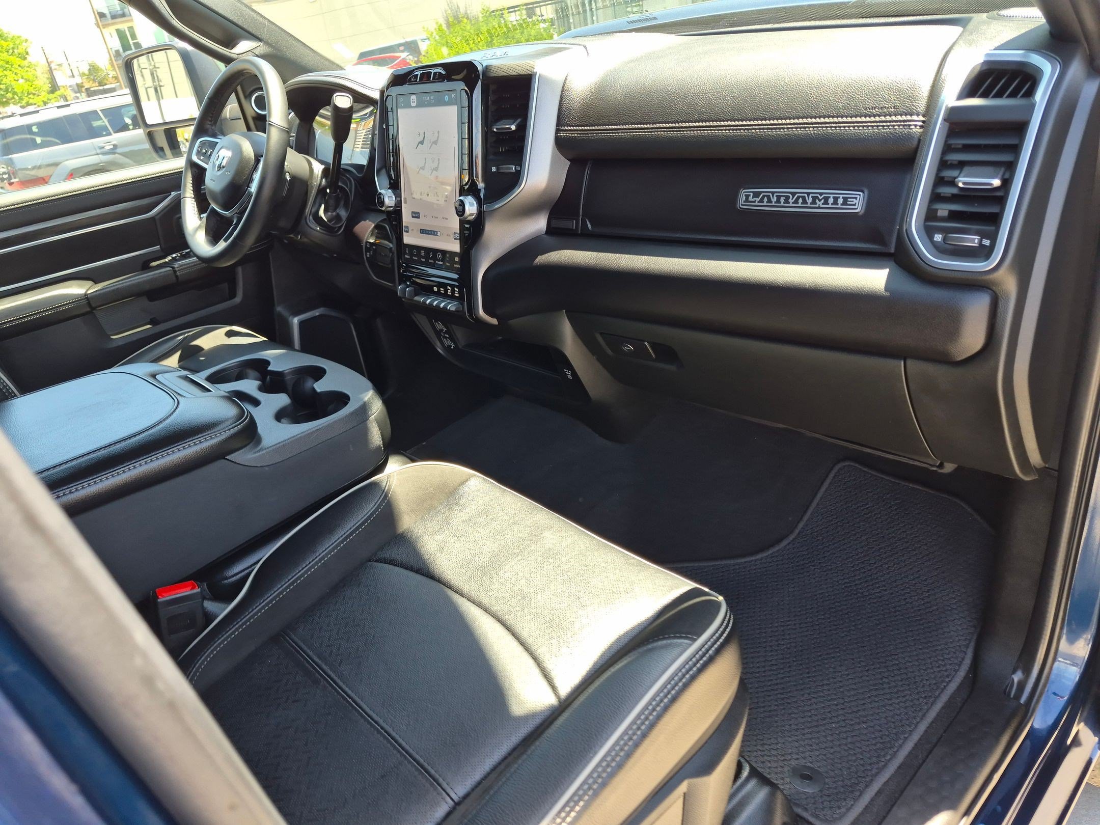 Used 2024 RAM 2500 Laramie w/ Night Edition AWD/4WD image 34