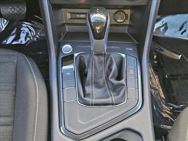 Used 2022 Volkswagen Tiguan S FWD image 19